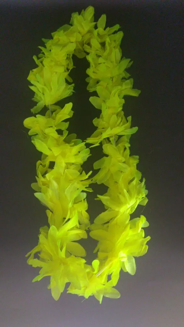 COLAR HAVAIANO COM 24 PÉTALAS 47 CM PETALA DUPLA