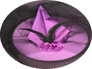 CHAPÉU BRUXA COM ROSA PÉROLA LAÇO