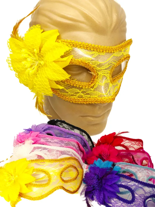 MÁSCARA RENDADA COM PENA E FLOR